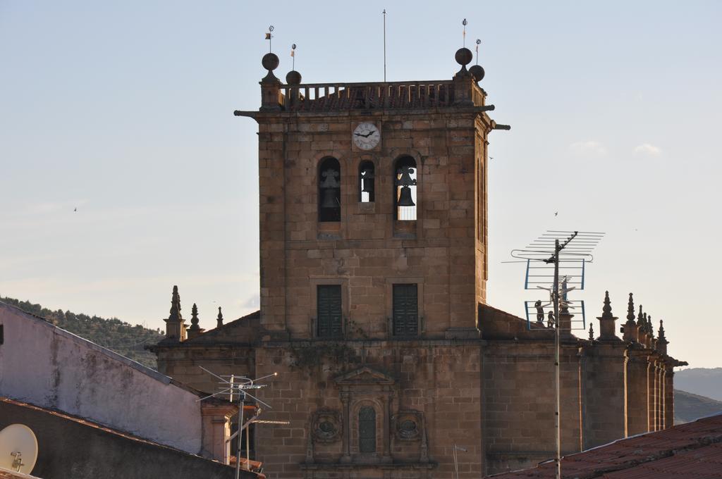 Hostal Casa Dona Maria Luiza Torre De Moncorvo Exterior foto